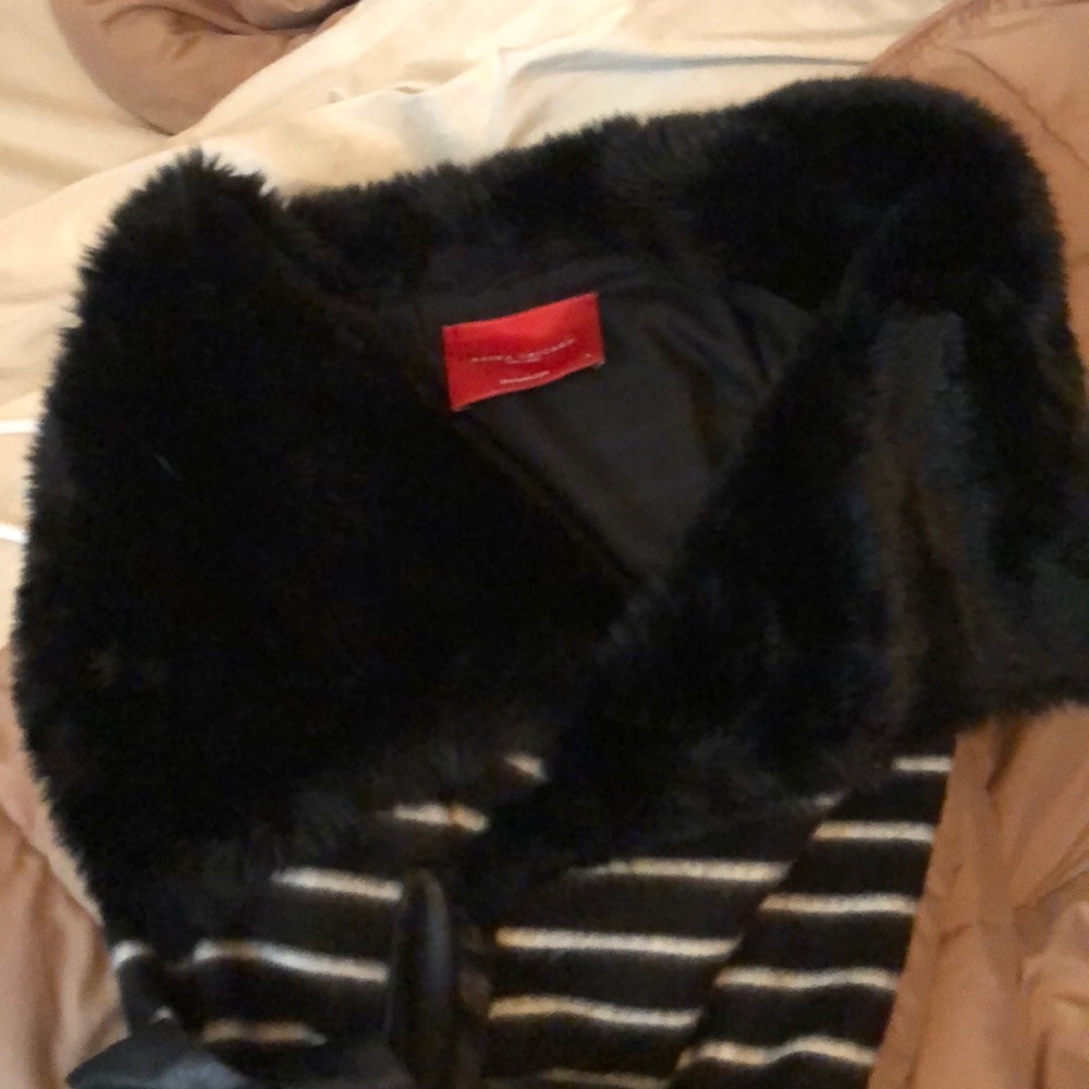 Akira fur vest